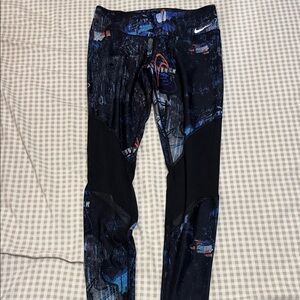 Nike Multicolor Graphic Leggings
